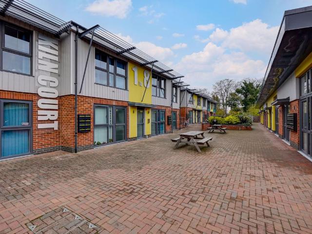 Studio for rent in Barracks, Canterbury
