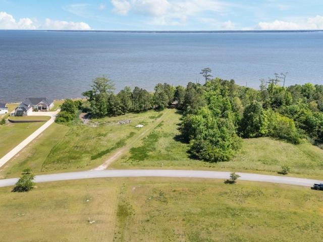 Land for sale in Oriental, North Carolina