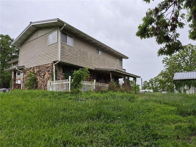 House for sale in Urbana, Missouri
