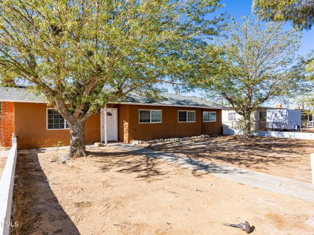 House for sale in Boron, Kern County