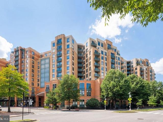 Condo for sale in Virginia