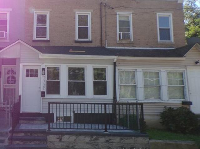 Townhouse for sale in Camden, New Jersey