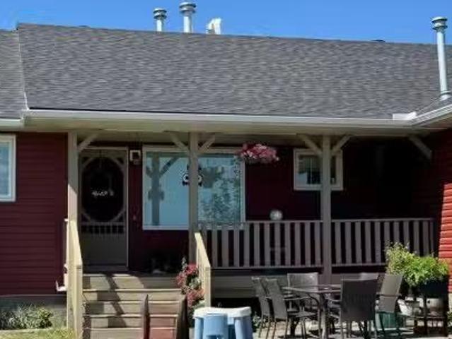 House for sale in Alberta