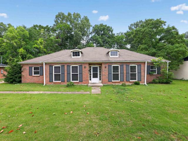 House for sale in Woodley Park, Montgomery