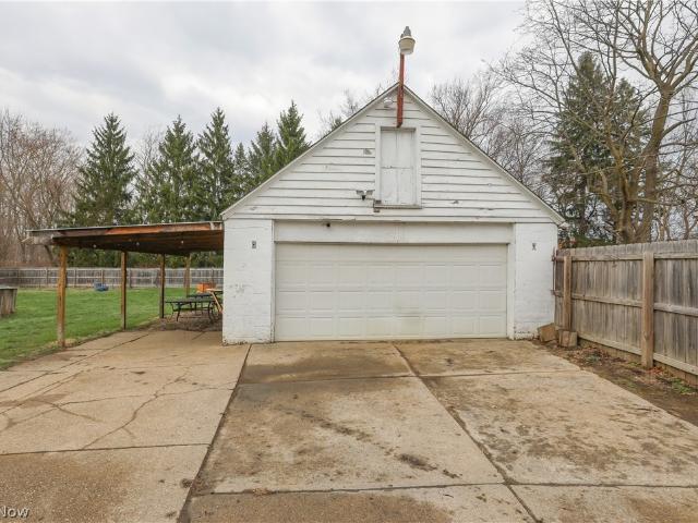 House for sale in Summit, Ohio