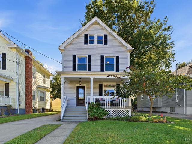 House for sale in Oakley Business District, Cincinnati