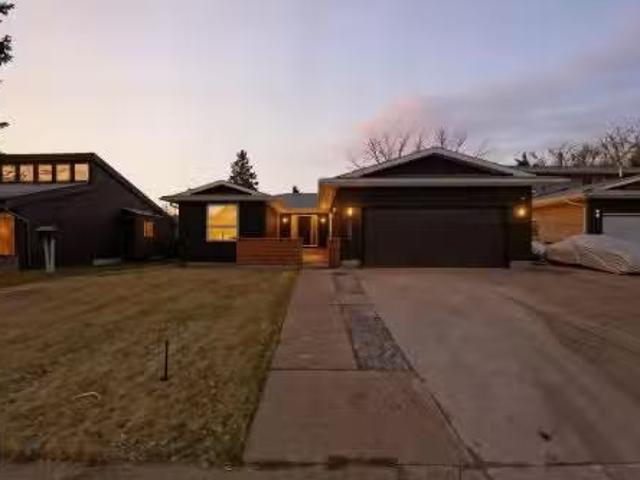 House for sale in Wedgewood, Alberta