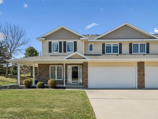 Townhouse for sale in Clive, Iowa
