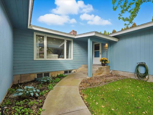 House for sale in Greenacres, Washington