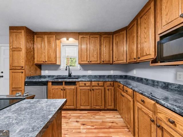House for sale in Comer, Madison County