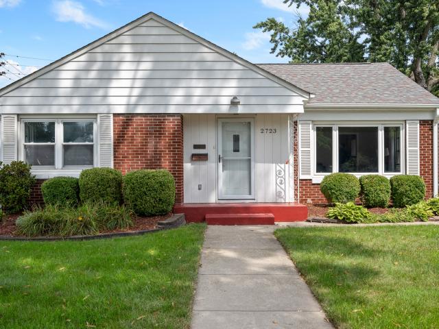 House for sale in Moline, Illinois
