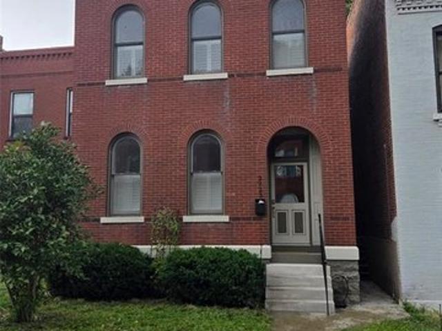 Townhouse for sale in Saint Louis, Missouri