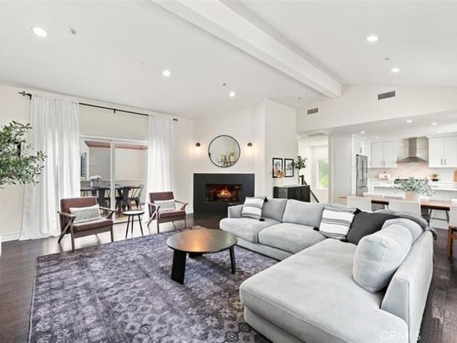 Townhouse for sale in Redondo Beach, Los Angeles County