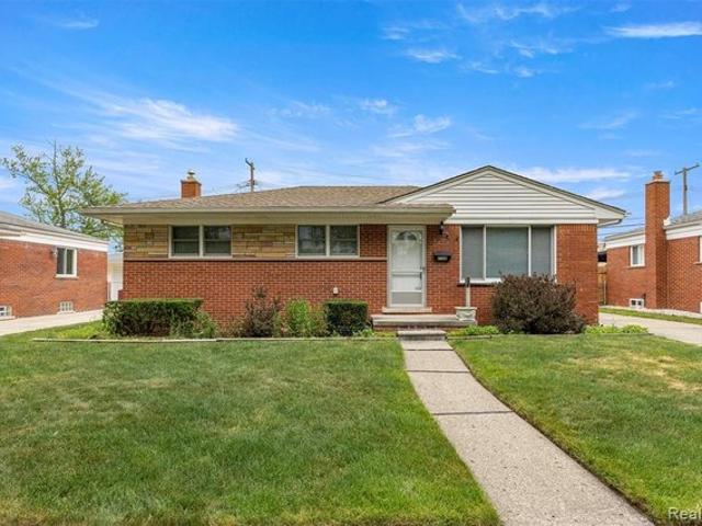 House for sale in Dearborn Heights, Michigan