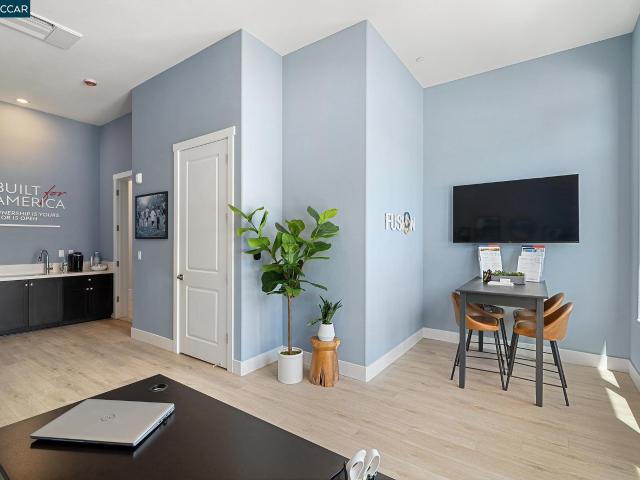 Townhouse for sale in Hayward