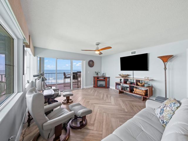 Condo for rent in Indialantic