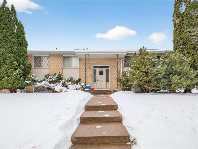House for sale in Hennepin, Minnesota