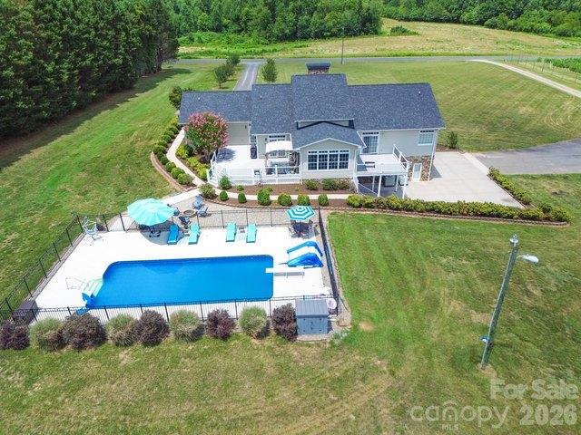 House for sale in Ronda, North Carolina