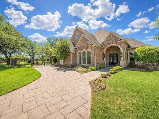 House for sale in Pantego, Texas