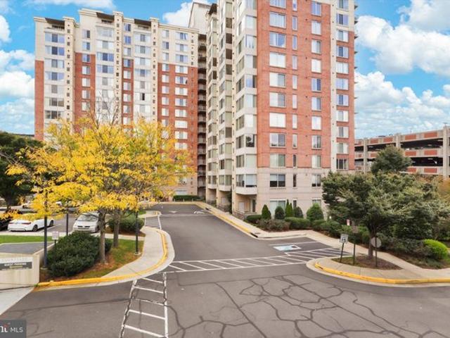 Condo for sale in Virginia