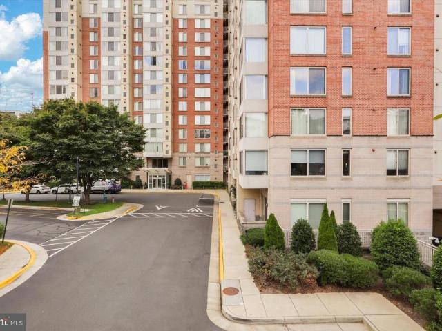 Condo for sale in Virginia