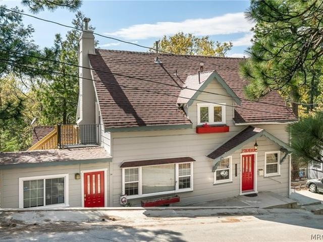 House for sale in Green Valley Lake, California