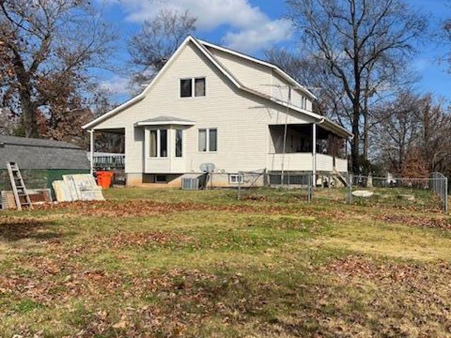 House for sale in Barry, Missouri