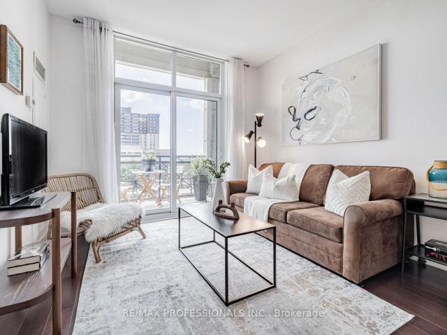 Condo for sale in Woburn, Ontario