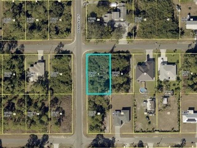 Land for sale in Lehigh Acres, Florida