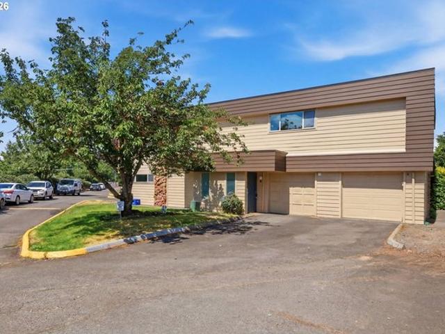 Condo for sale in Oregonia