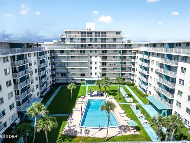 Condo for sale in Daytona Beach, Florida
