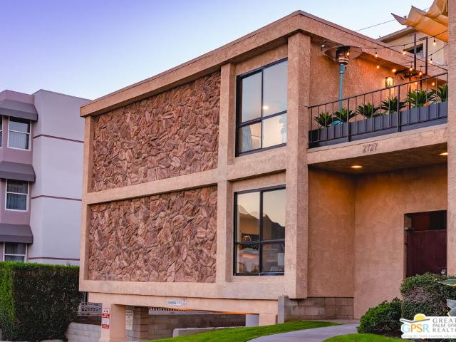 Condo for sale in Palm Springs, California