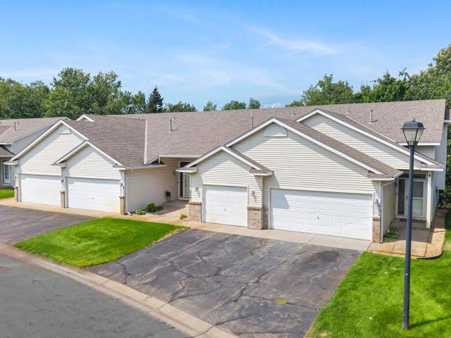 Townhouse for sale in Saint Francis, Minnesota