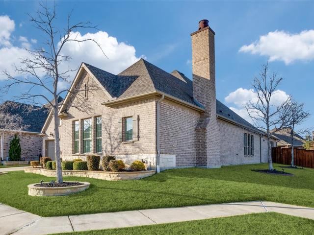House for sale in Denton, Texas