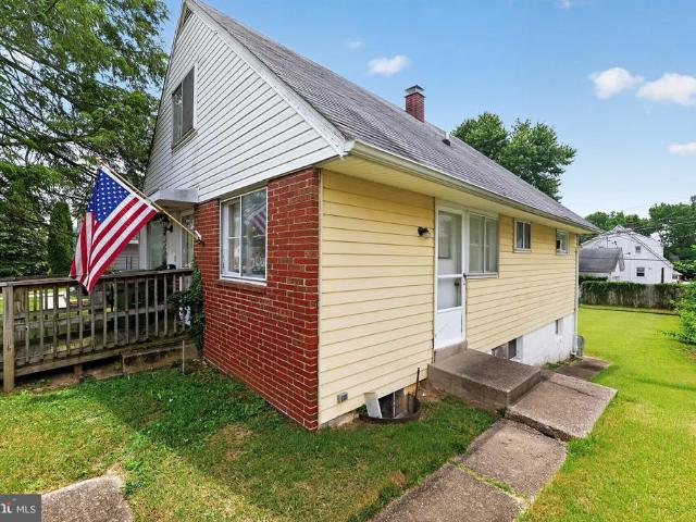 House for sale in North Harford Road, Baltimore