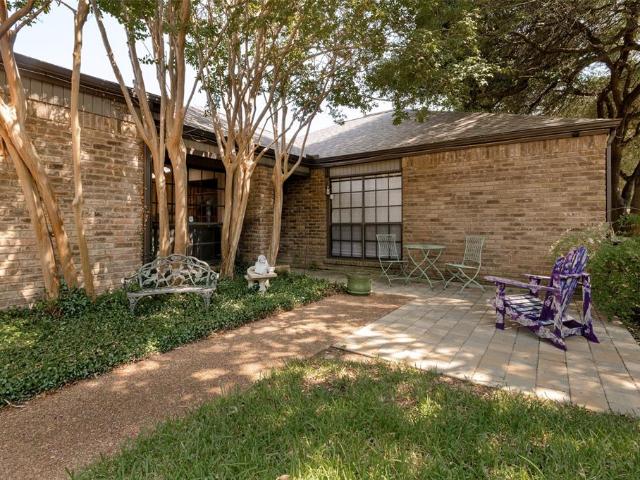 Townhouse for sale in Grand Prairie, Texas
