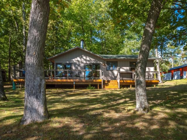 House for sale in Town of Johnstown, Polk County