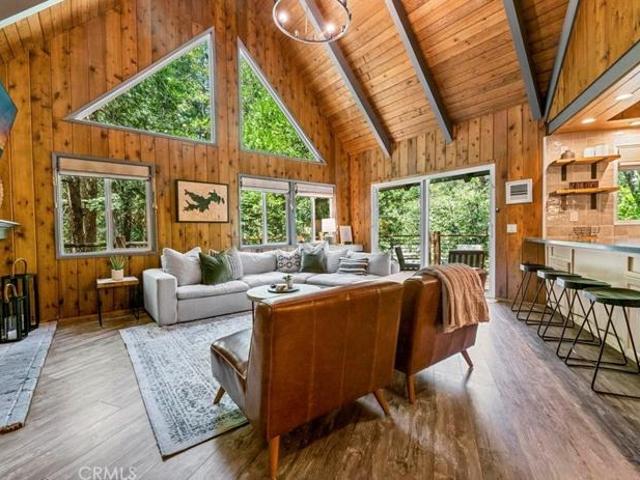 House for sale in Cedar Glen, California
