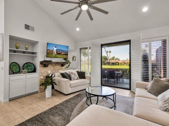 Condo for sale in Palm Desert, California
