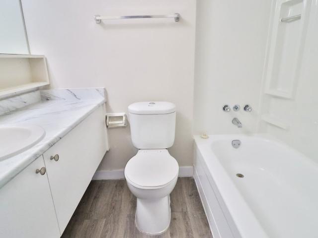 Apartment for rent in Mulhurst Bay, Ontario
