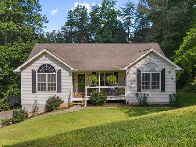 House for sale in Dahlonega, Georgia