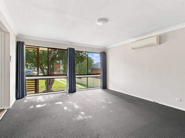 House for rent in Brisbane Grove, New South Wales