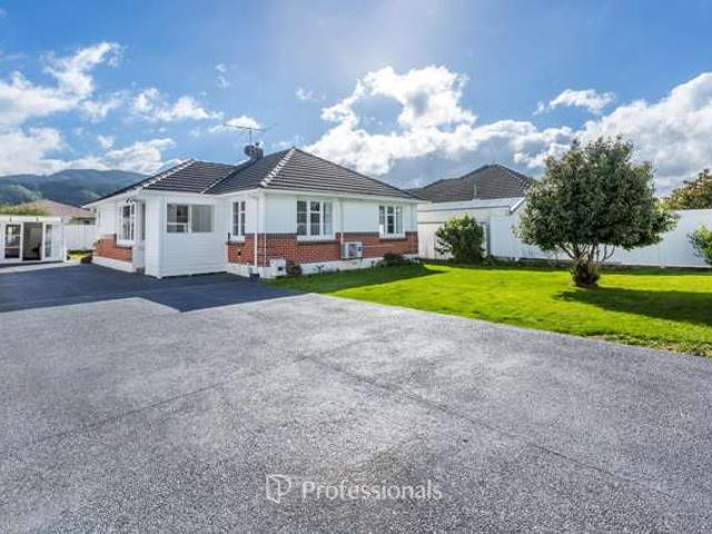 House for sale in Pauatahanui, Wellington