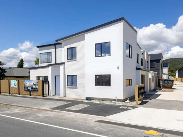 House for sale in Pauatahanui, Wellington