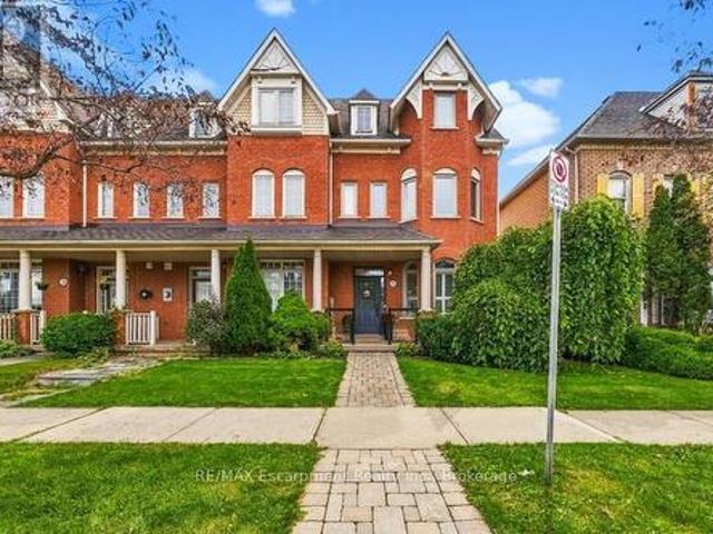 House for sale in Oakville, Ontario