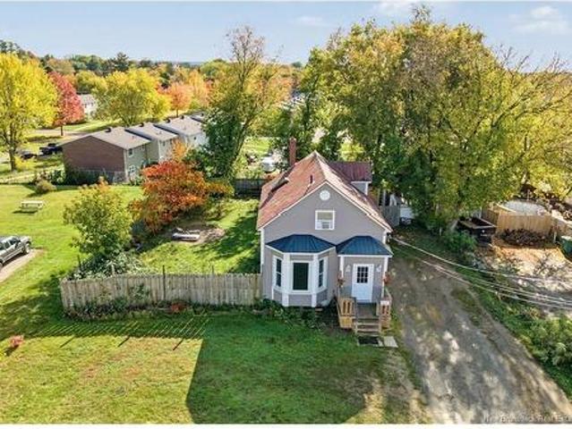 House for sale in North Devon, City of Fredericton