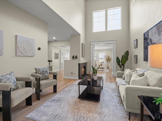 House for sale in Alameda House for sale in Alameda