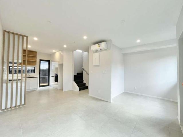 Townhouse for rent in Auckland, Oroua County