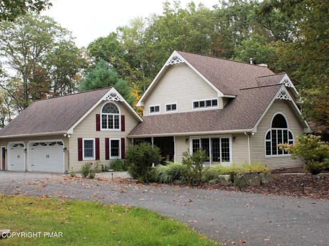 House for sale in Gilbert, Pennsylvania