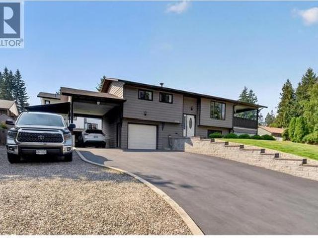 House for sale in Salmon Arm, British Columbia
